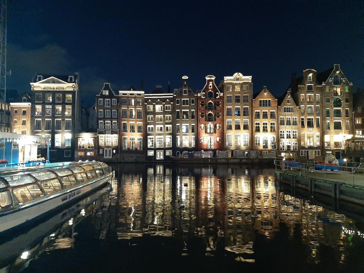 Euphrate Houseboat Hotel Amsterdam Exterior photo